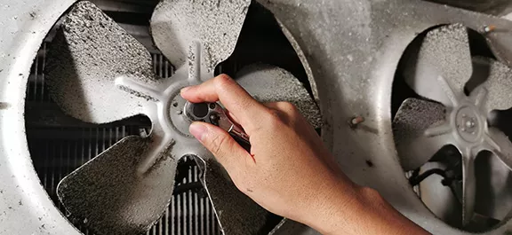 Warning Signs Your Kitchen Ventilation System Needs Attention