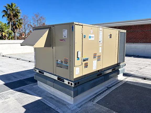 Commercial Rooftop Unit Replacement for a Golf Car Service Garage in The Villages